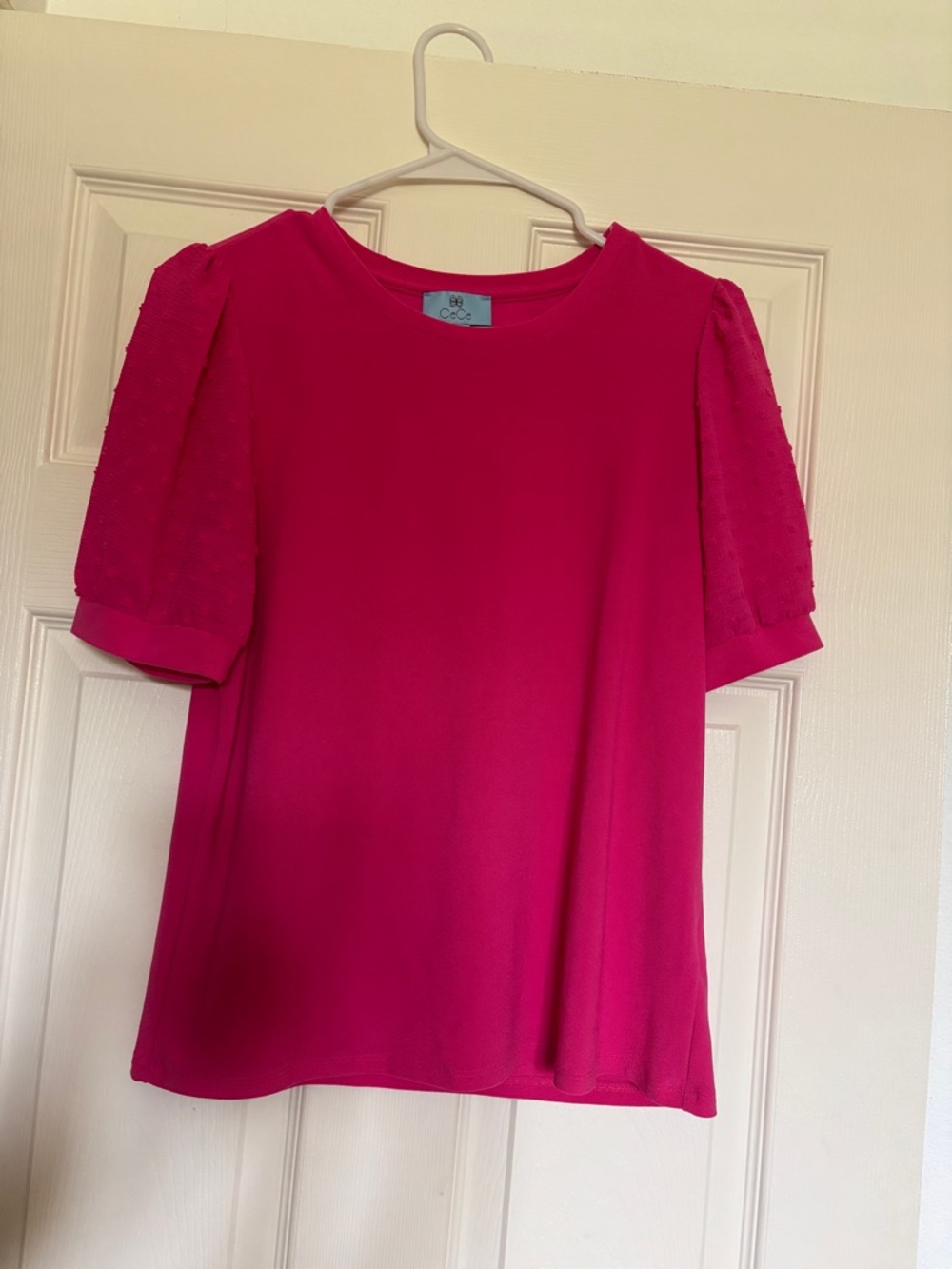 CeCe Bright Fuchsia Puff Sleeve Knit Top